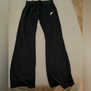 Black Nike sweatpants- size small